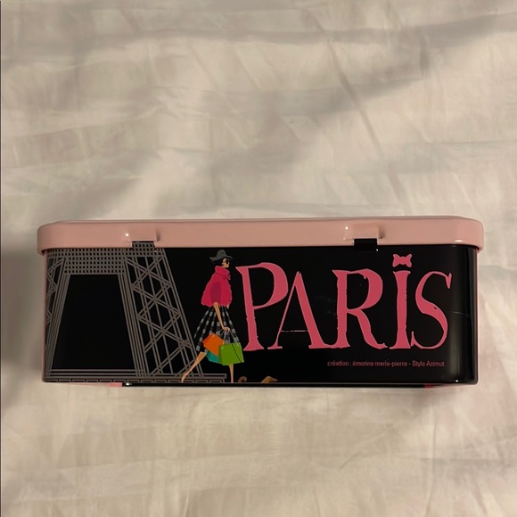 Paris Themed Pink Tin Box - Picture 5 of 8